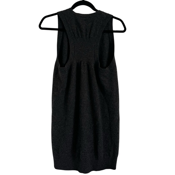 VINCE x A PEA IN THE POD 100% Cashmere Maternity Sweater Vest - Picture 3 of 10